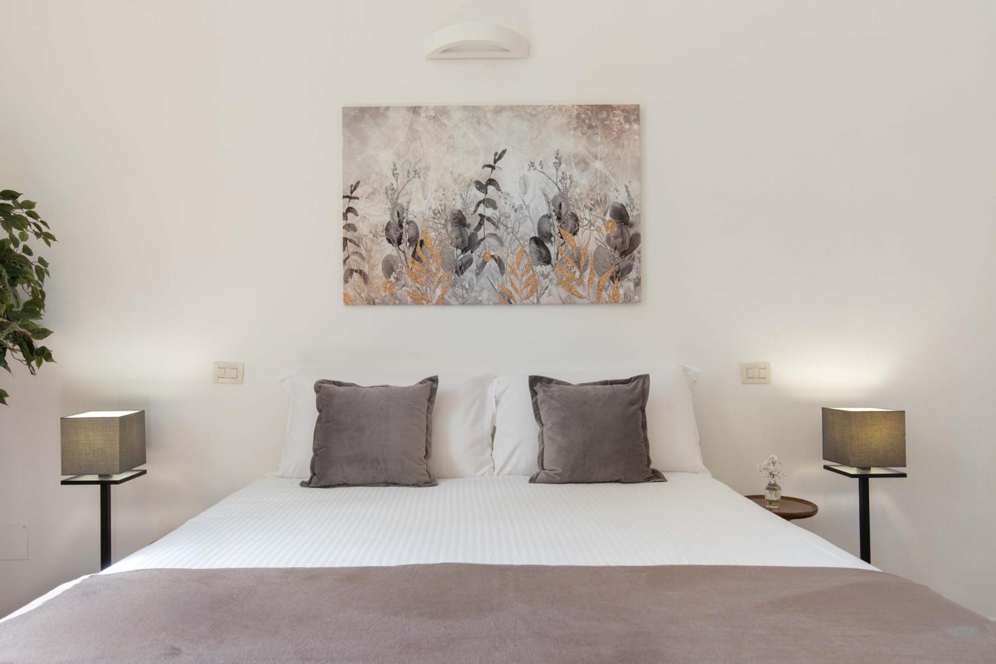 900 - Guest House ลีวอร์โน ภายนอก รูปภาพ